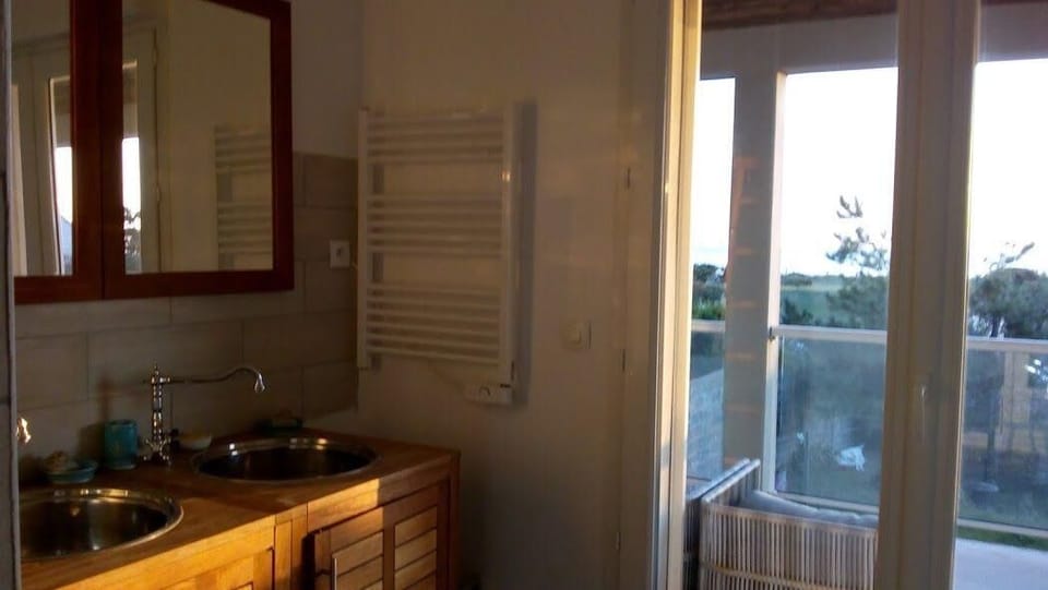 Bath/Shower