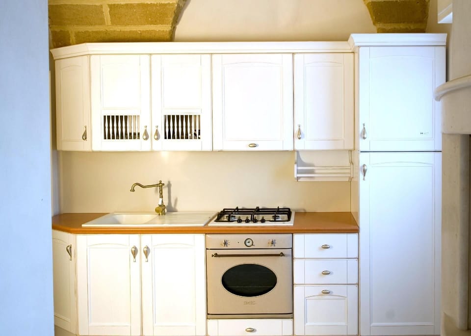 Kitchen area. Kitchen