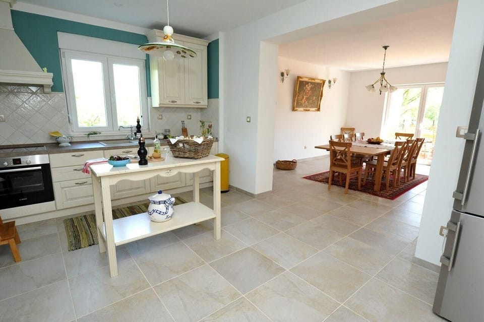 Kitchen area