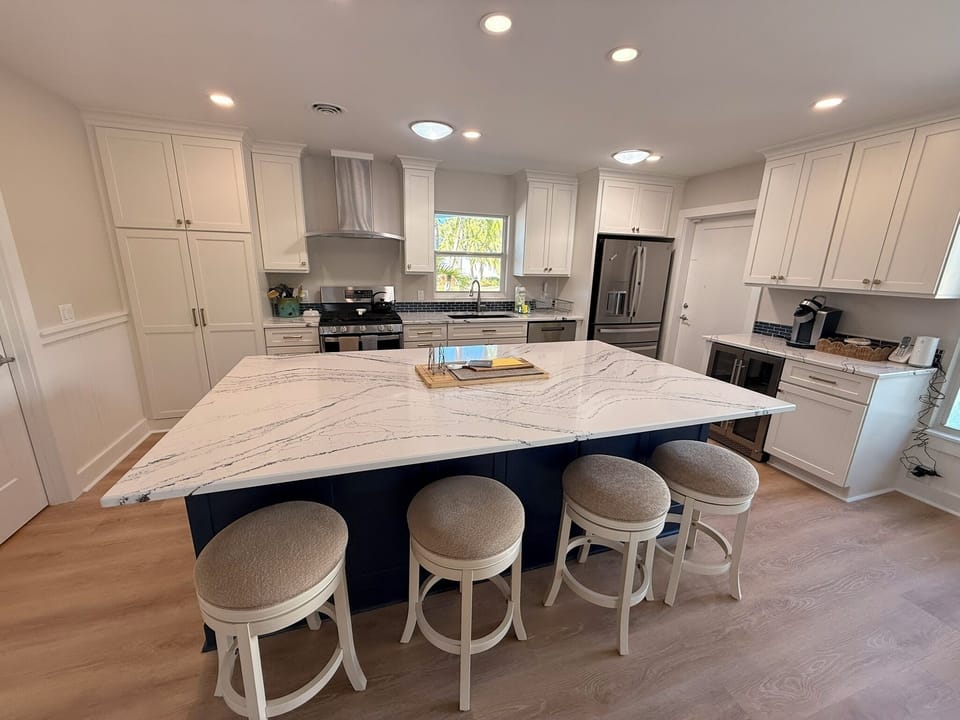 Island with comfortable stools