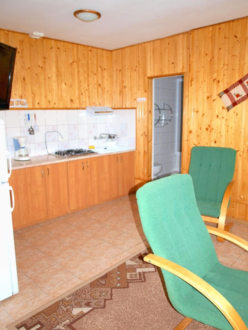 Kitchen area. The kitchen