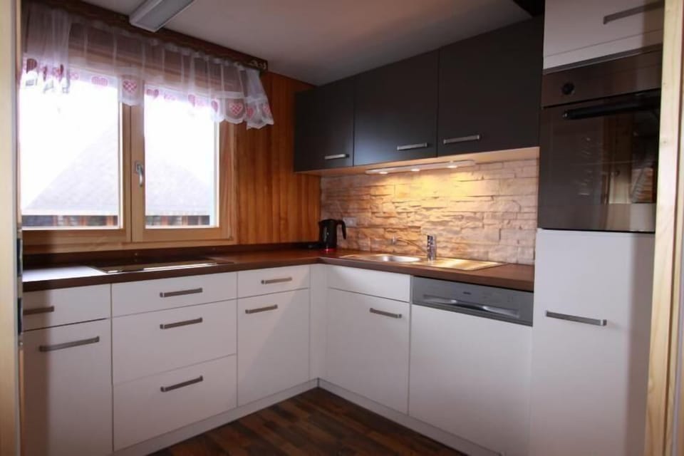 Kitchen area