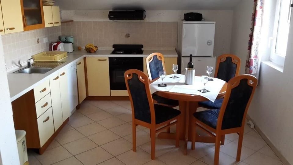 Kitchen area