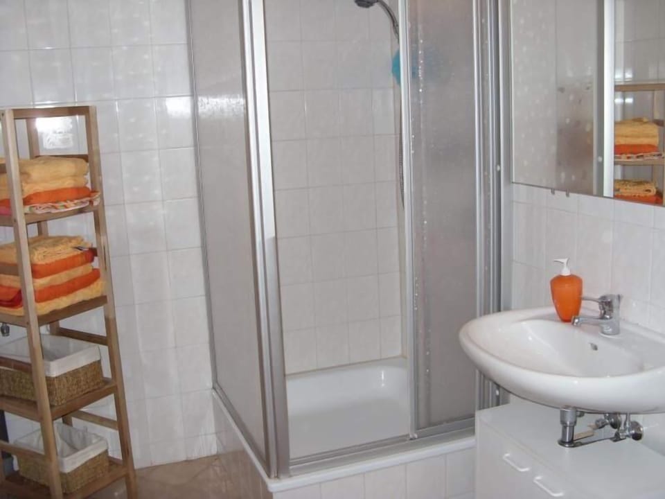 Bath/Shower