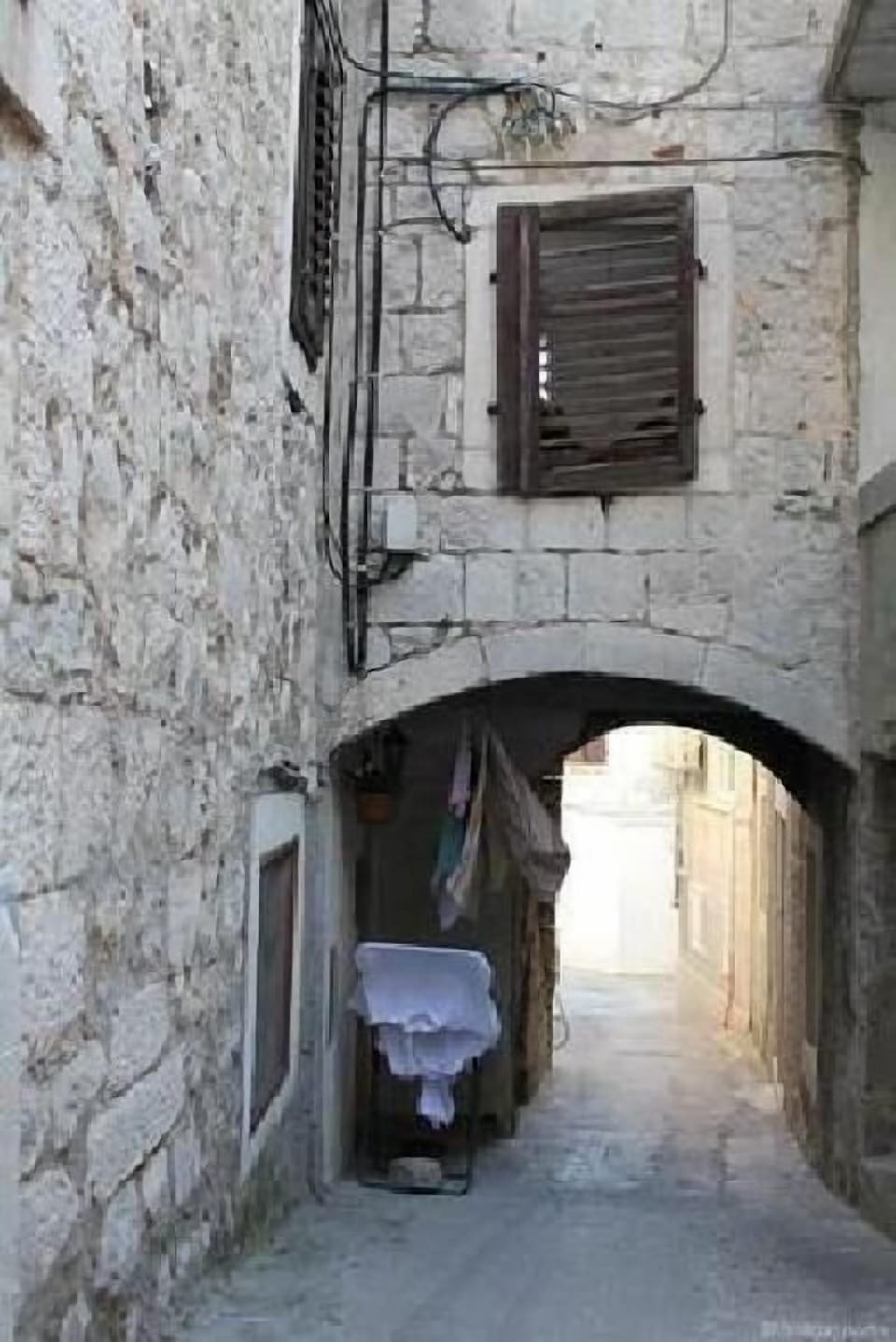 House in which the apartment is situated