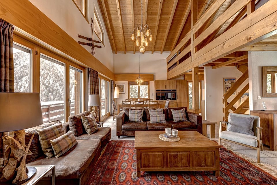 Living-dining room