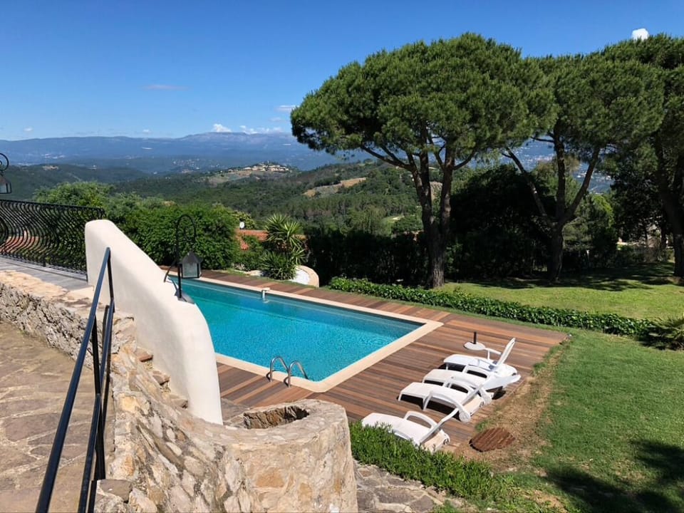 Pool (before renovation) and surrounding mountains 