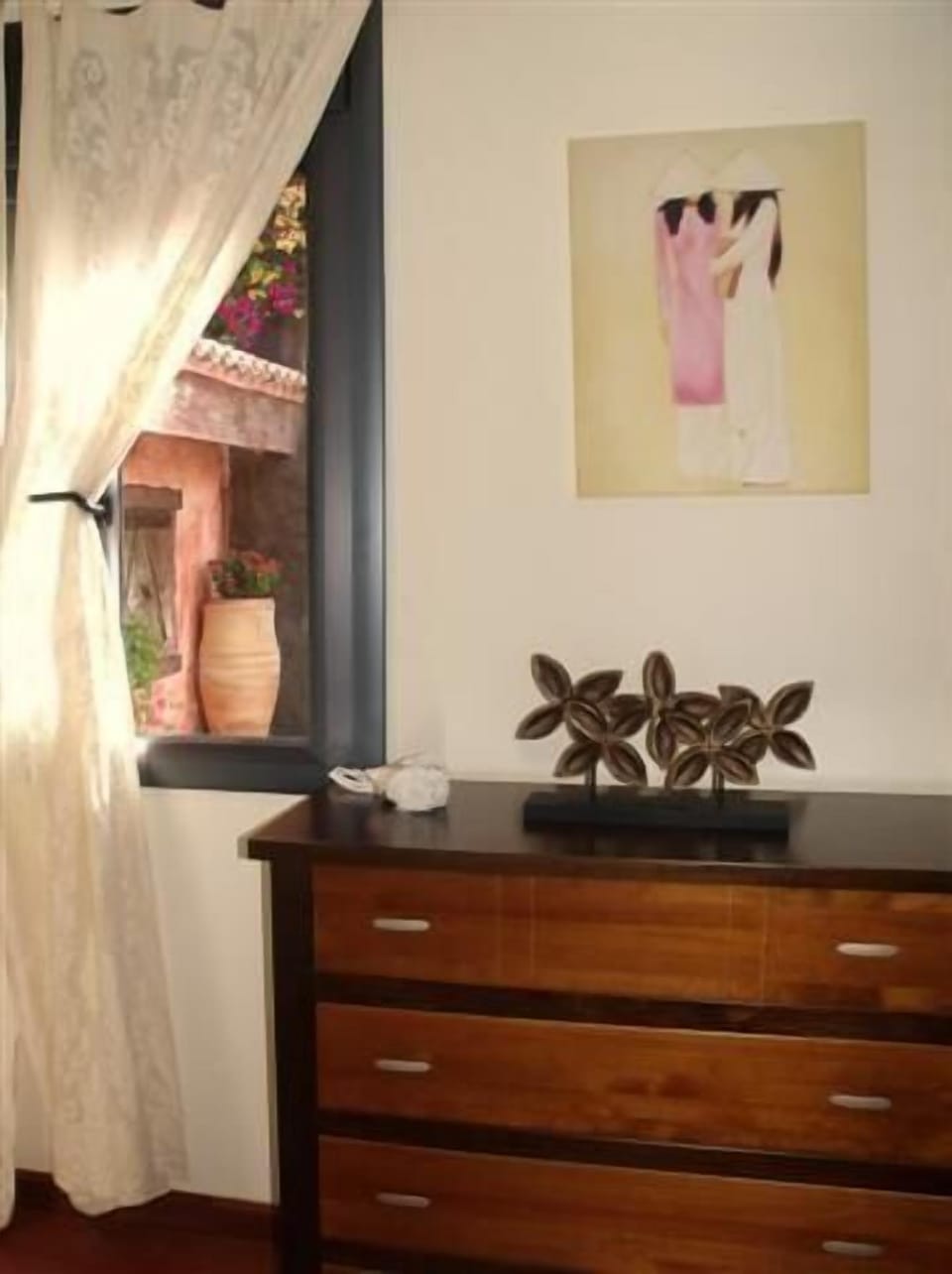Bath/Shower. entrance area