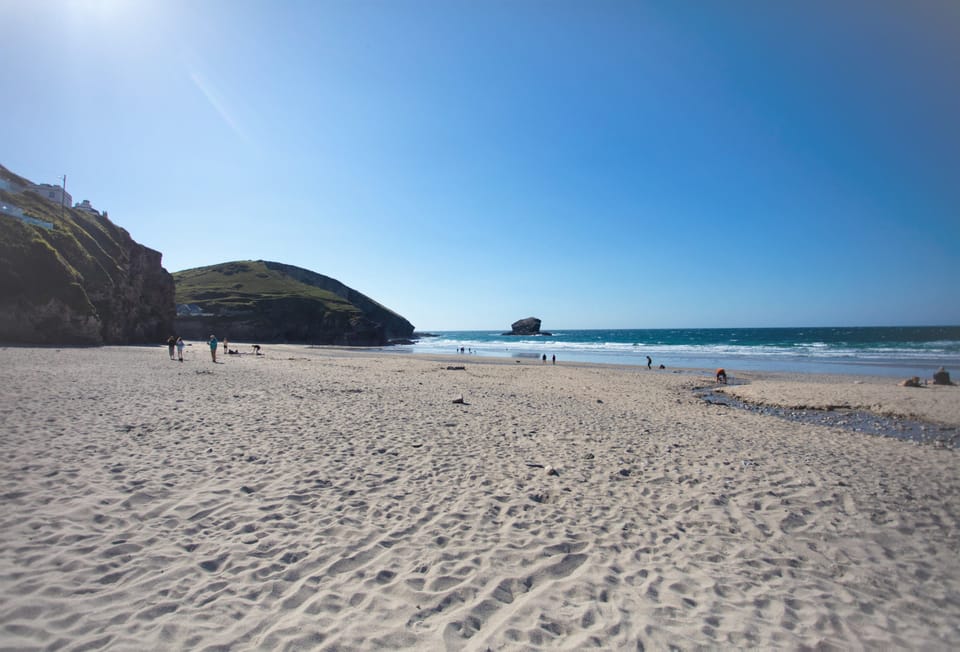 with Portreath beach just down the road you're spoilt for choice