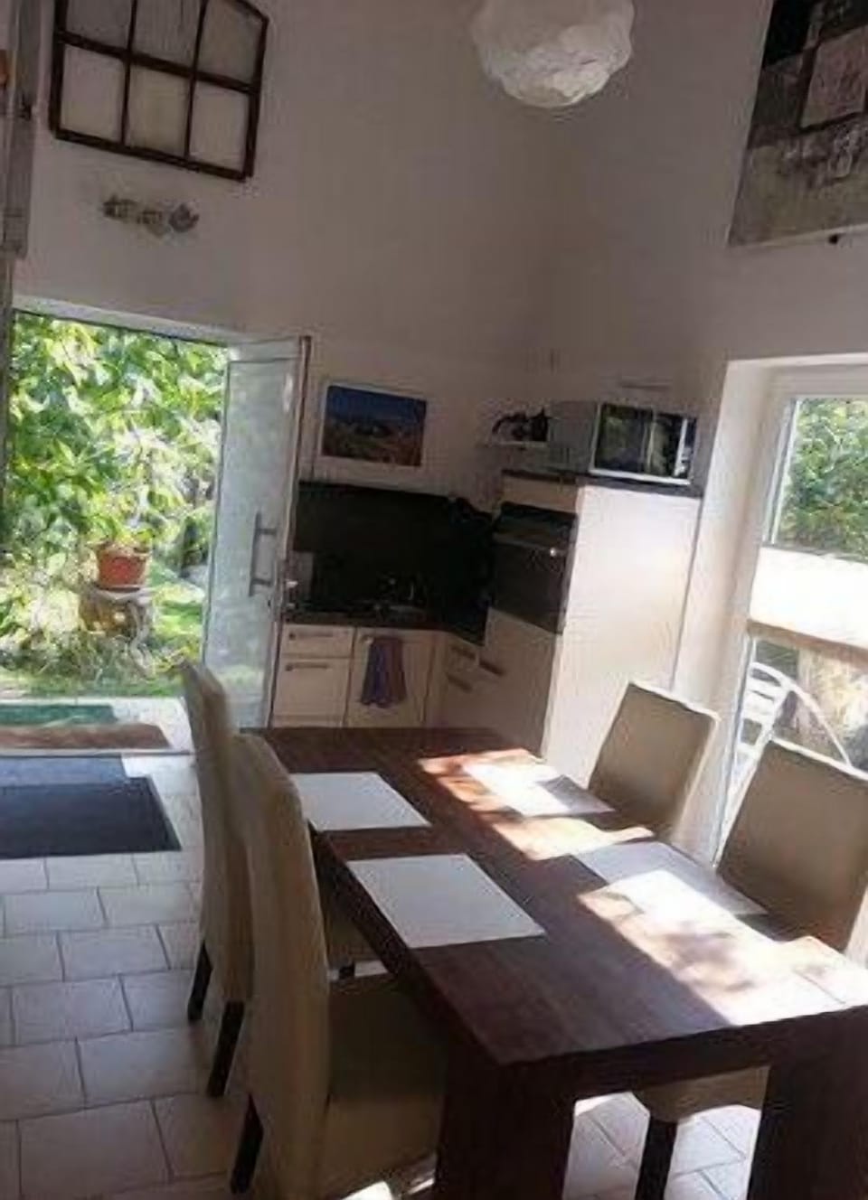 Kitchen area
