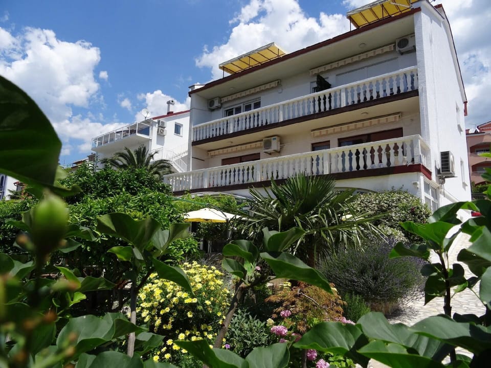 family holiday house Villa Vesna Parat
