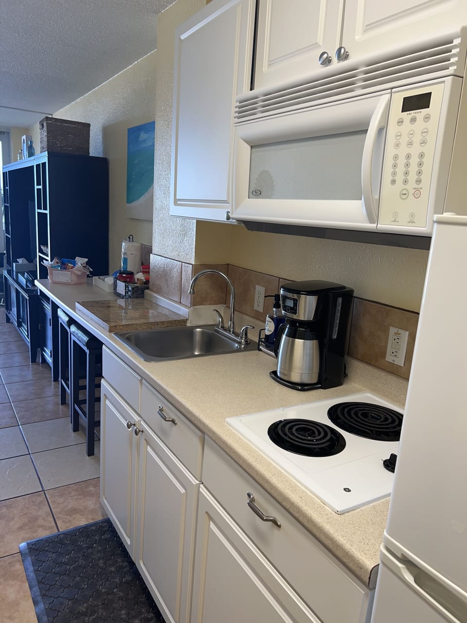 KITCHEN AREA.