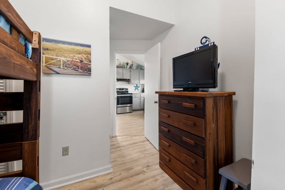 KDN3520: Gypsea Wind l Top Level Bedroom 2