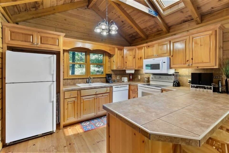 At Enjoy Unique Stays — we create experiences! Our STRs, cabins, treehouses, scenic retreats are designed to inspire connection, comfort, and adventure. With our partnership with Child Impact International, every stay contributes to a greater purpose
