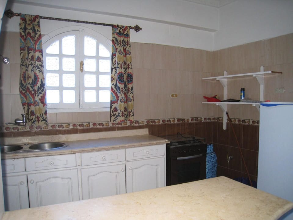 Kitchen area