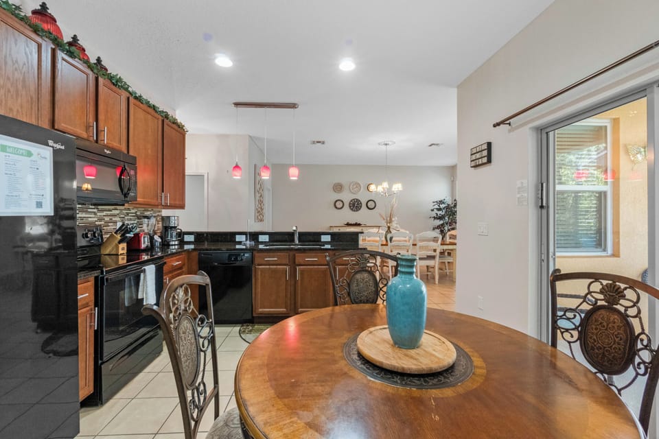 2652-santosh-cove--kissimmee--fl-34746---07.jpg
