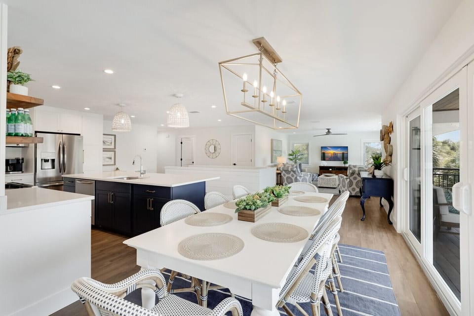 Laundry Located off Kitchen/Dining Area