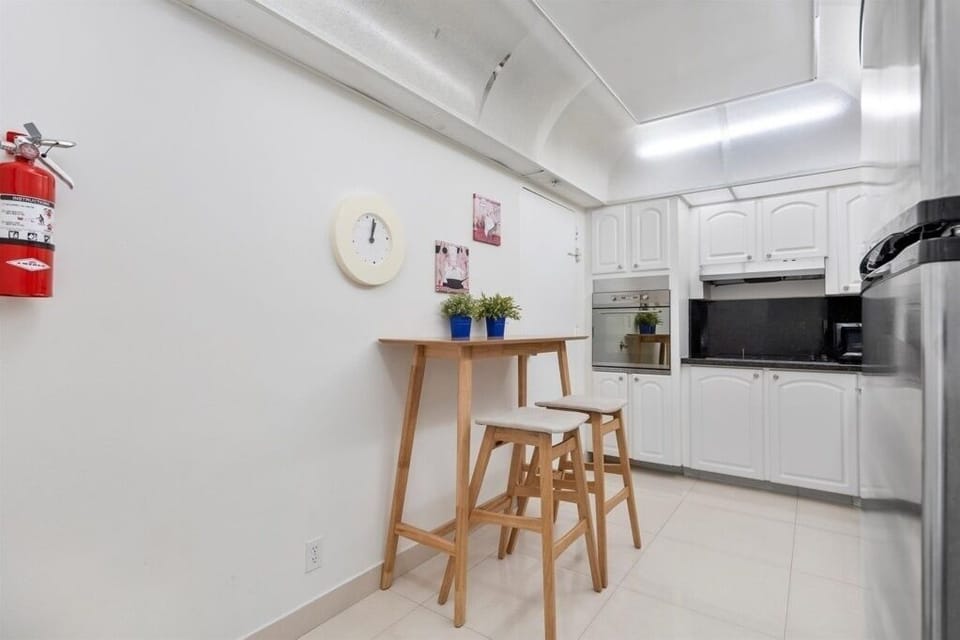 16-3801 S Ocean Dr 8X_15.jpg