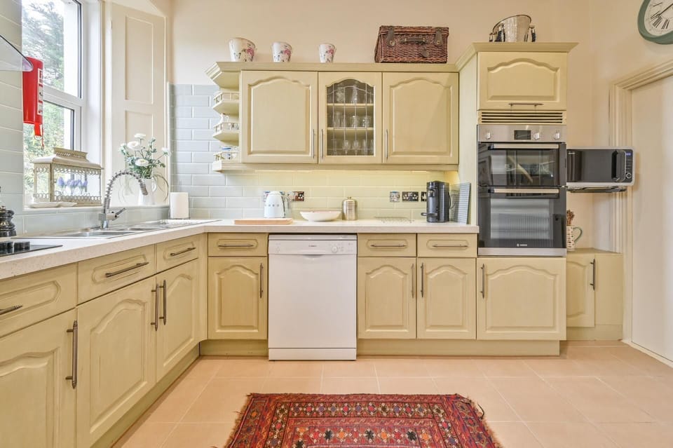 Kitchen area