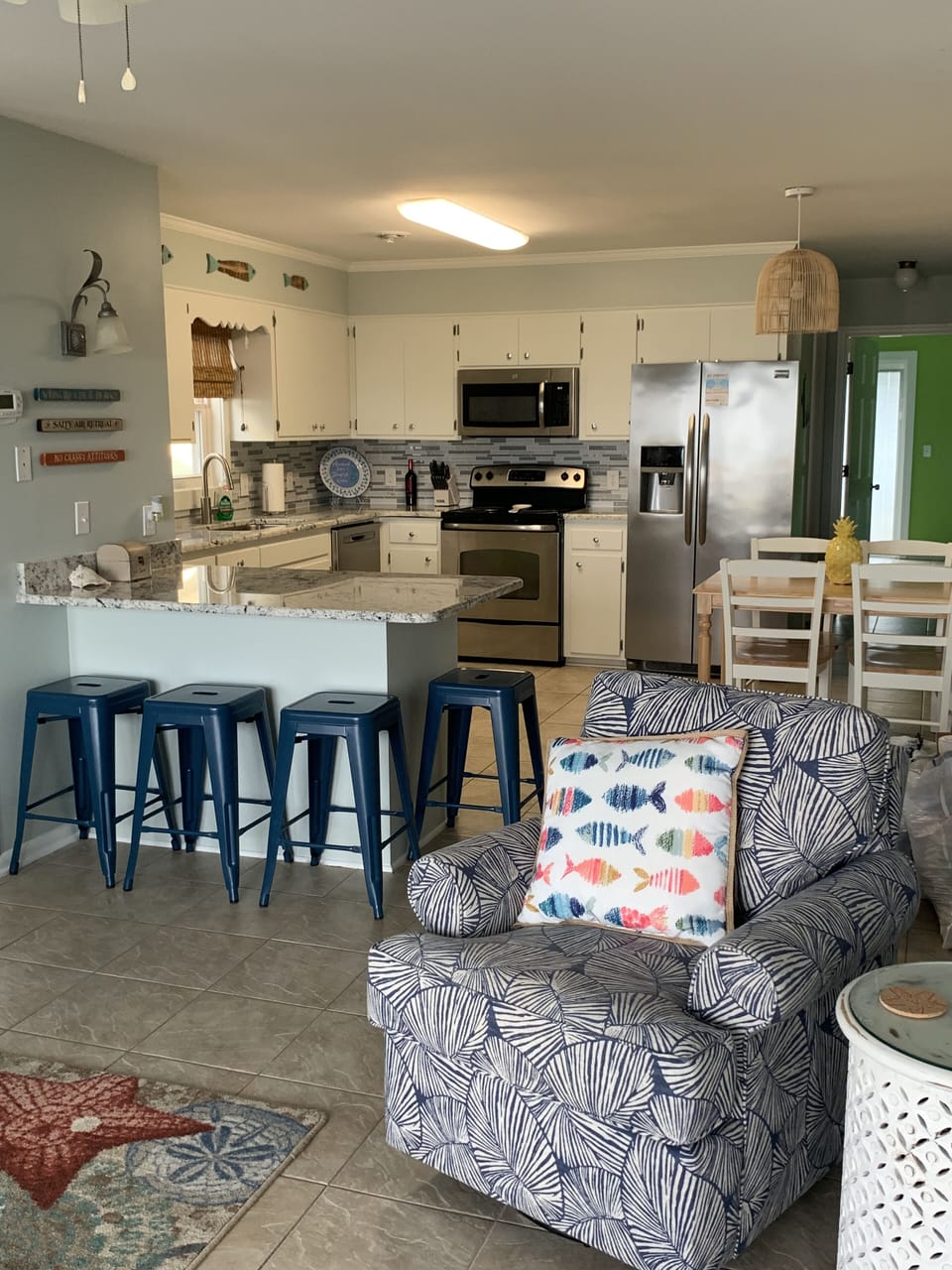 Living/Kitchen/Dining Area