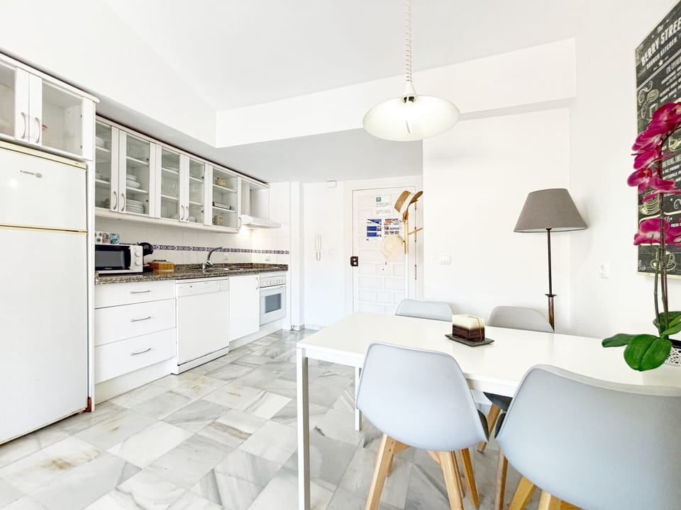 Coastal Design and Maximum Tranquility