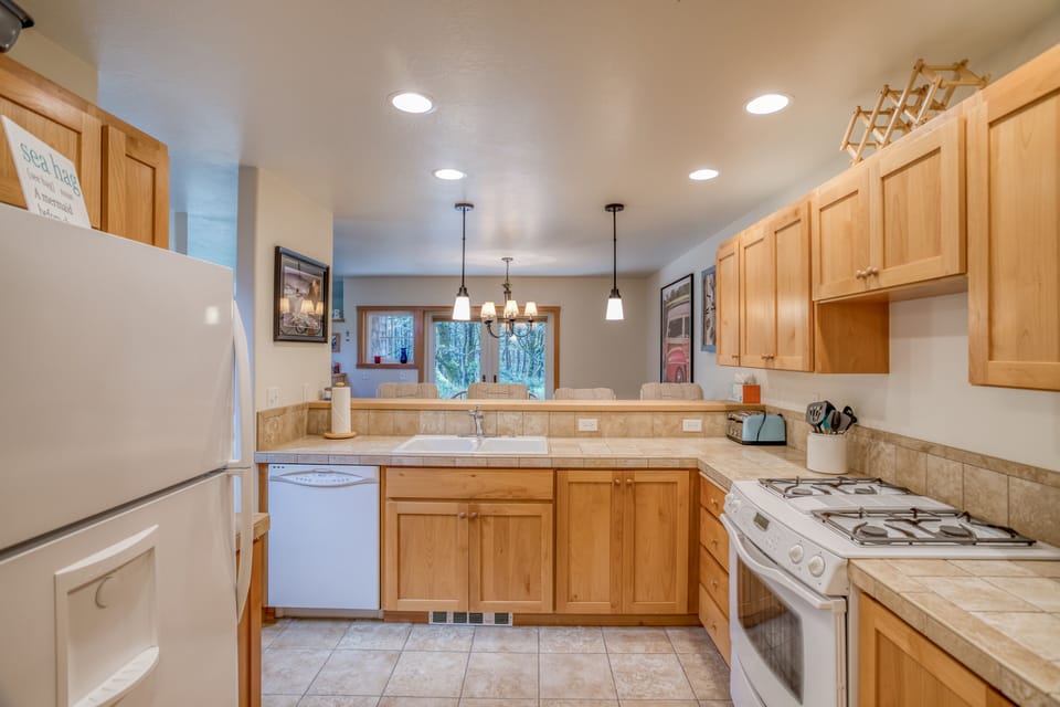 Kitchen with Appliances