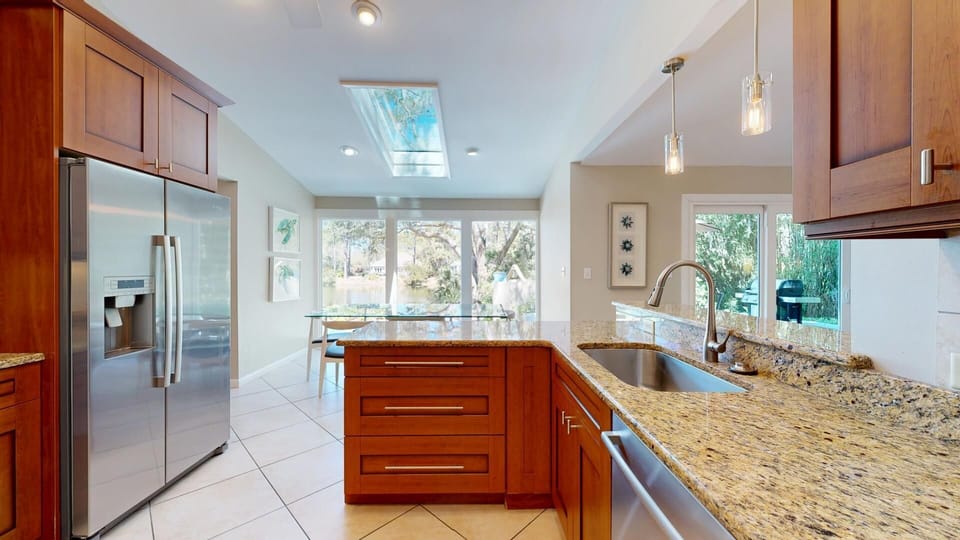Fully Stocked Kitchen