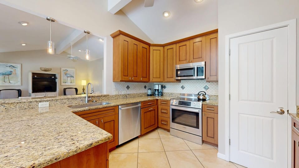 Fully Stocked Kitchen