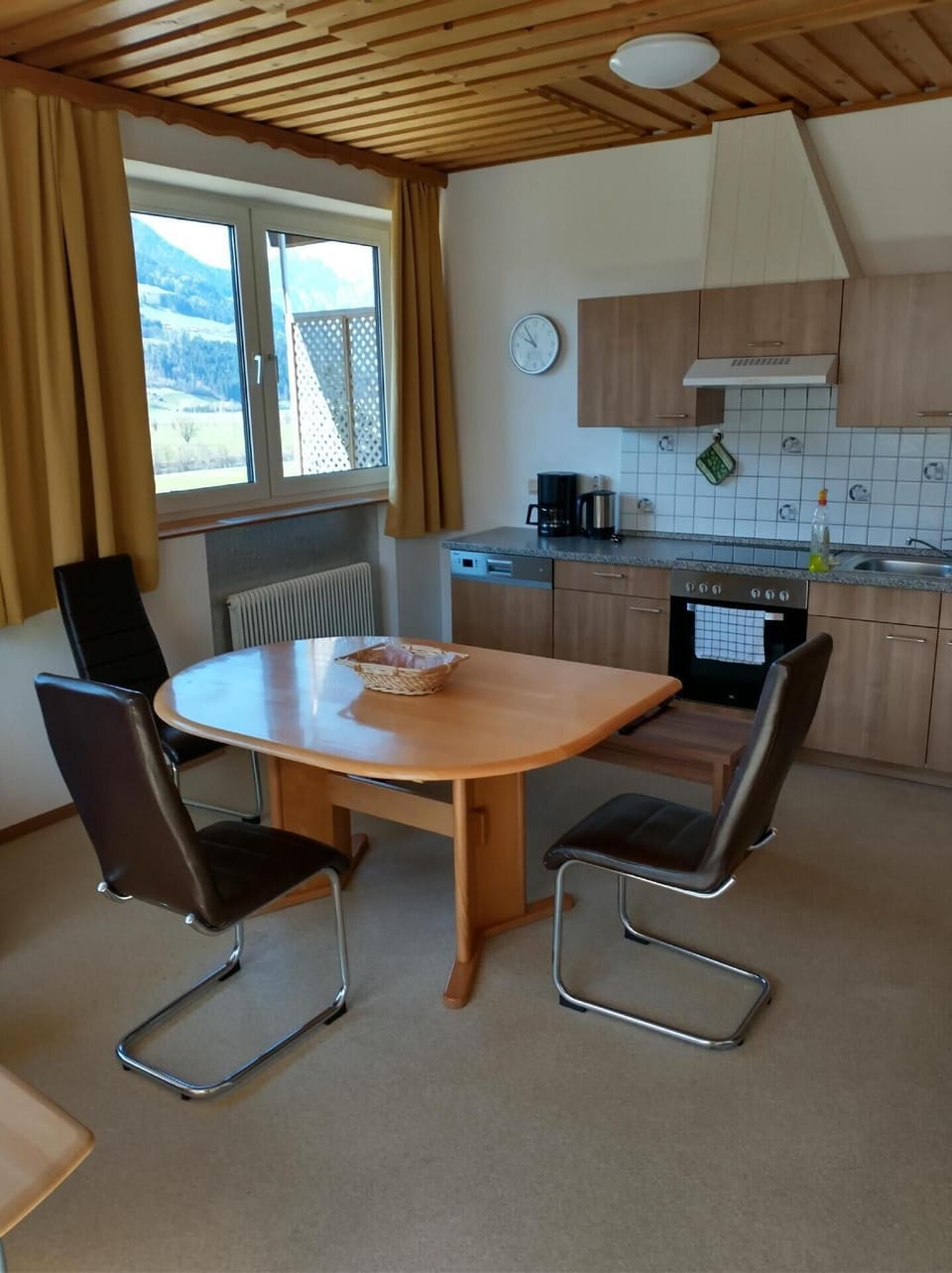 Kitchen area