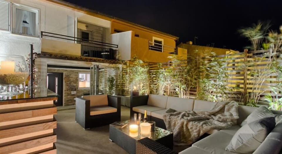 Terrace. Lounge terrace with view of balcony