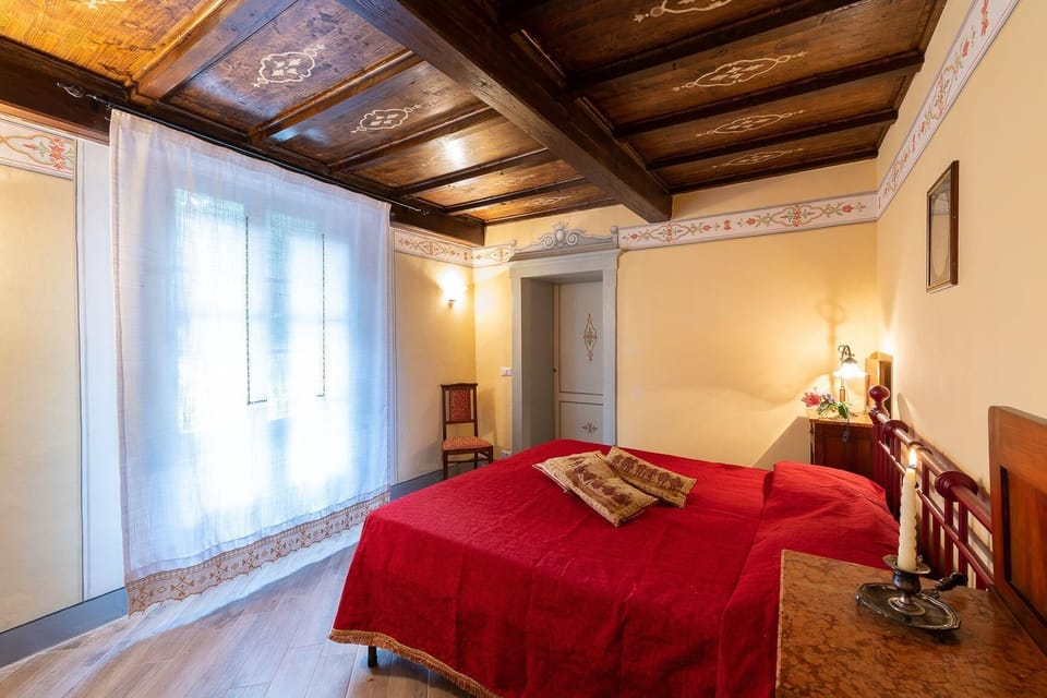 Sleeping area. 2nd bedroom with ensuite bathroom in the ground floor