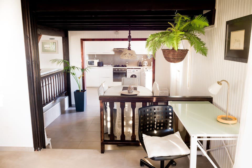Dining area looking towards the kitchen
