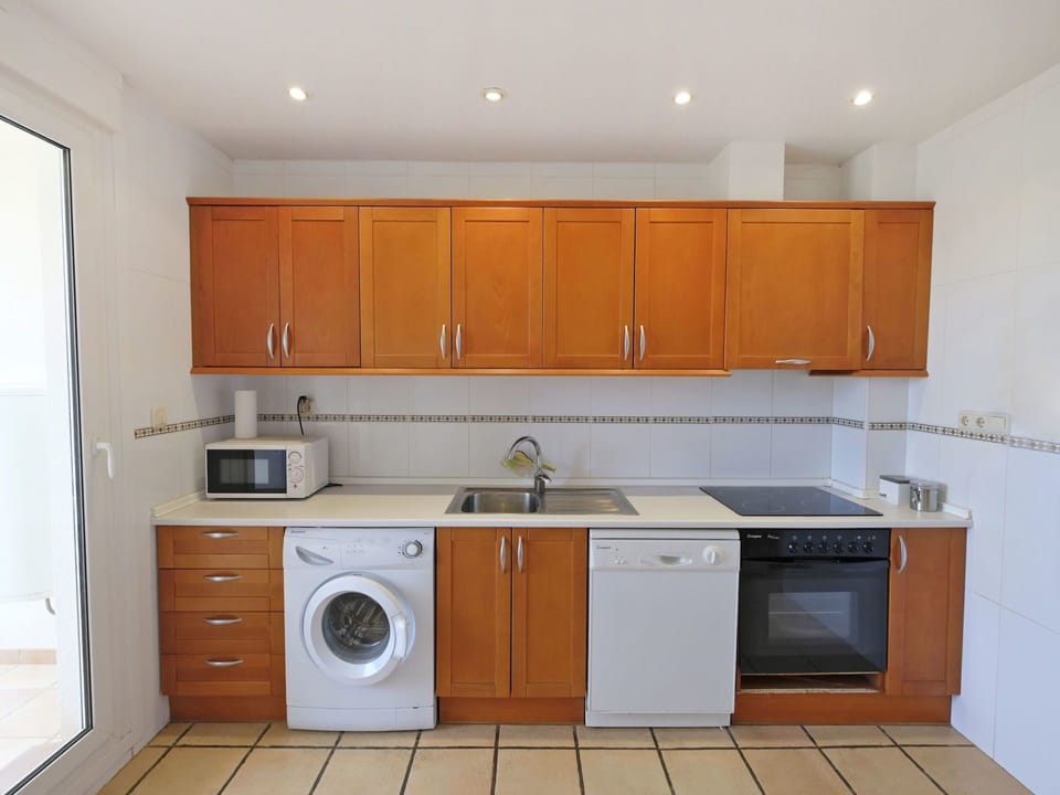 Property, Room, Cabinetry, Kitchen, Furniture, Major Appliance, Countertop, Building, House, Sink