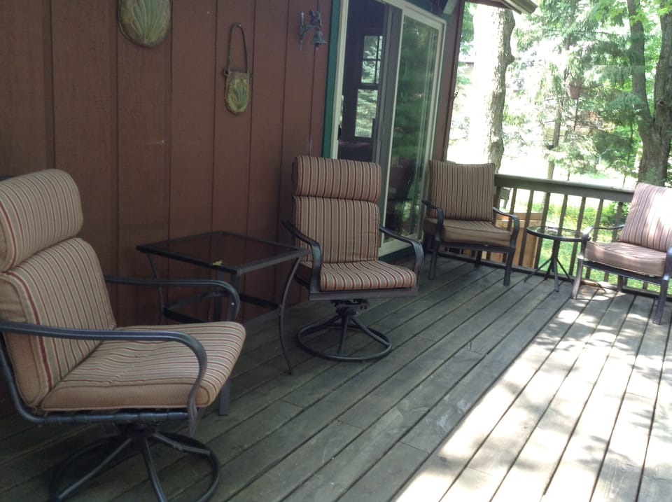 Lakeside Deck