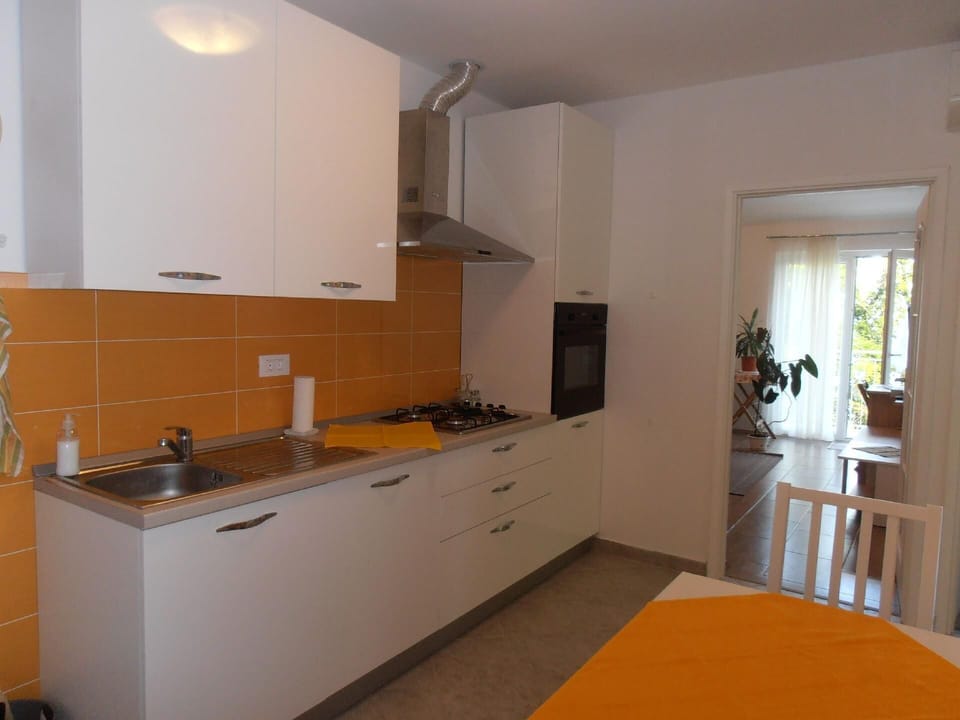 Kitchen area
