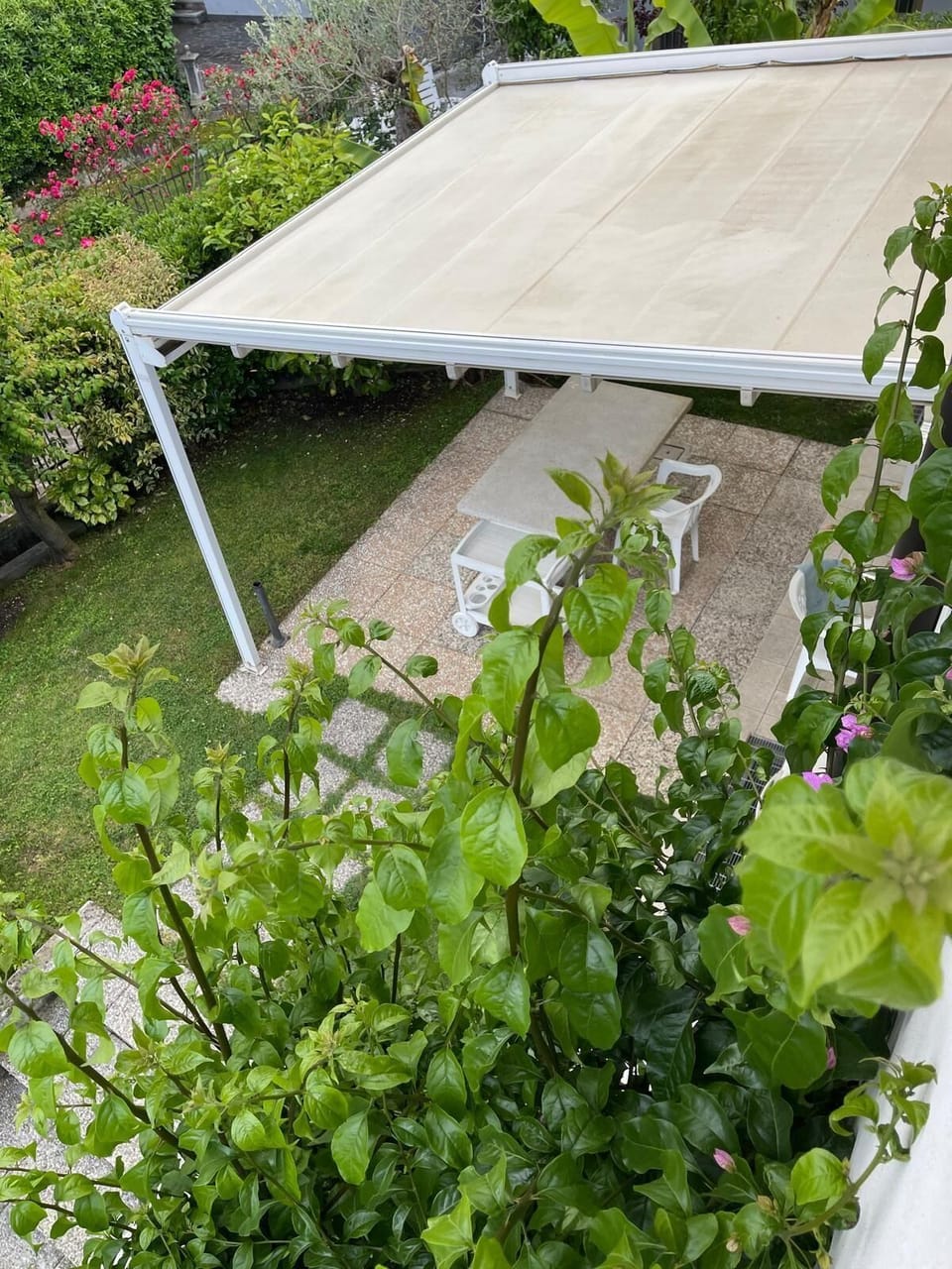 OPEN-AIR PORCH