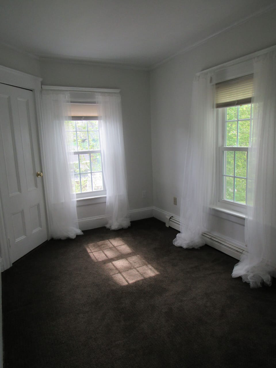 The 3rd/small Bedroom out of the 3 Bedrooms