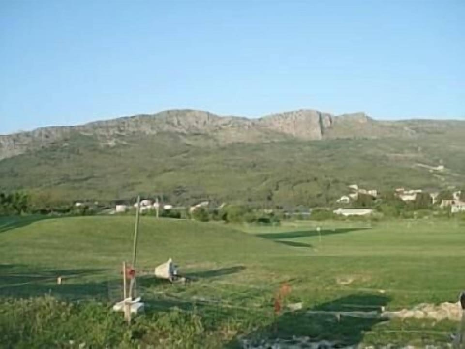 golf course - 300 m