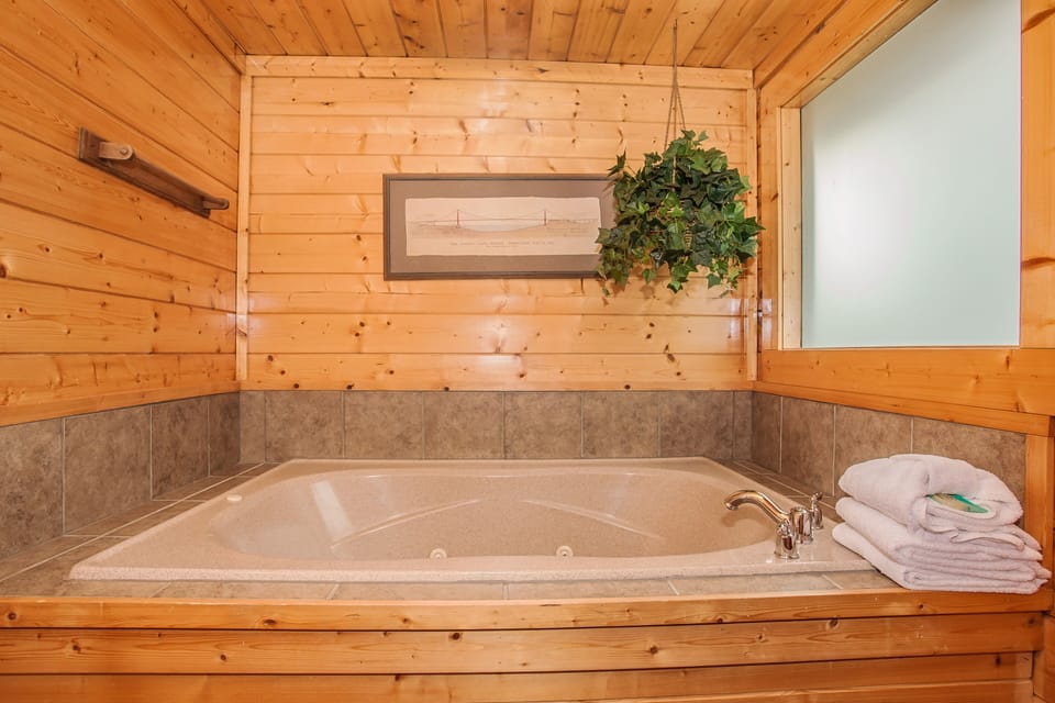 Upper Level Bathroom with Jetted Jacuzzi