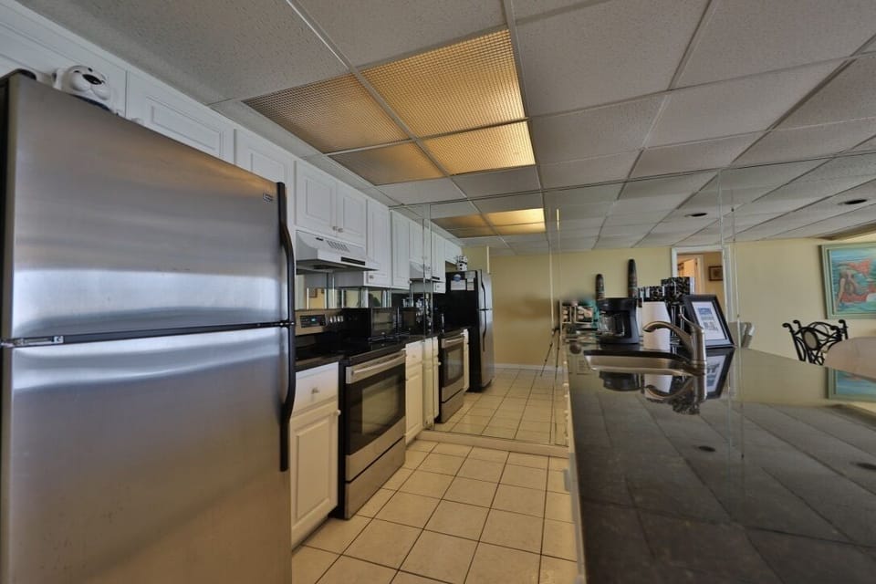 Fully stocked kitchen.