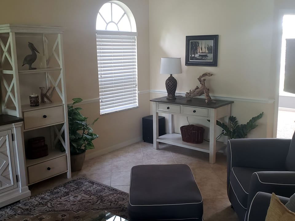 Living room Server