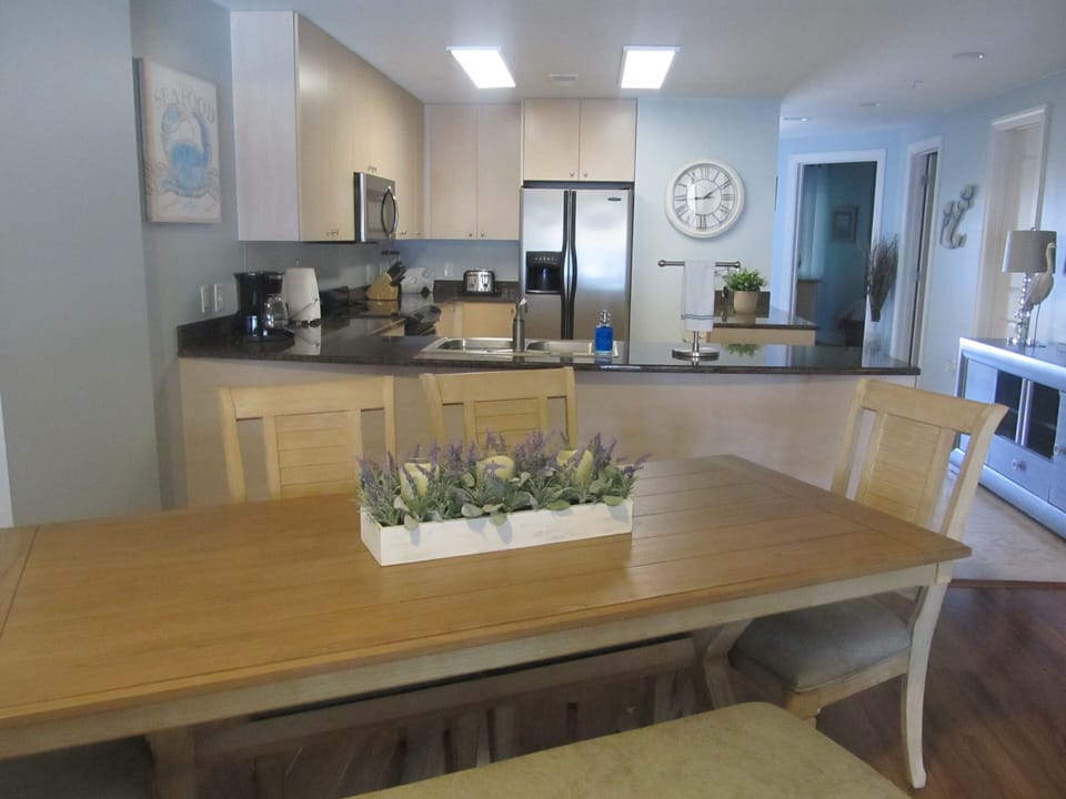 Dining/Kitchen area.