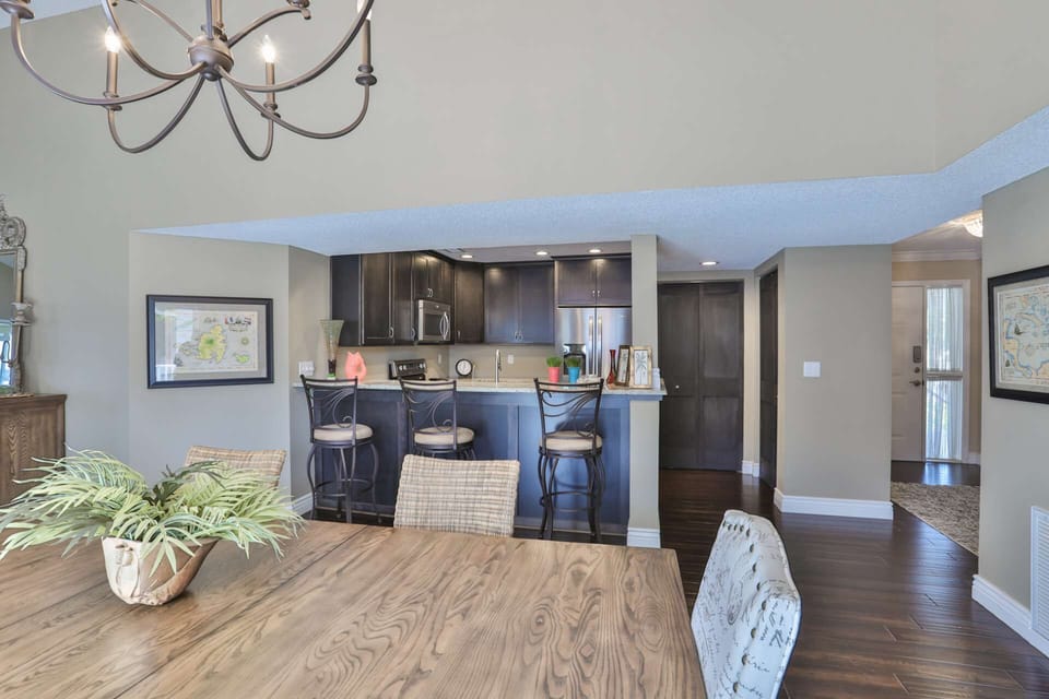 Beautiful unit with all the comforts of home