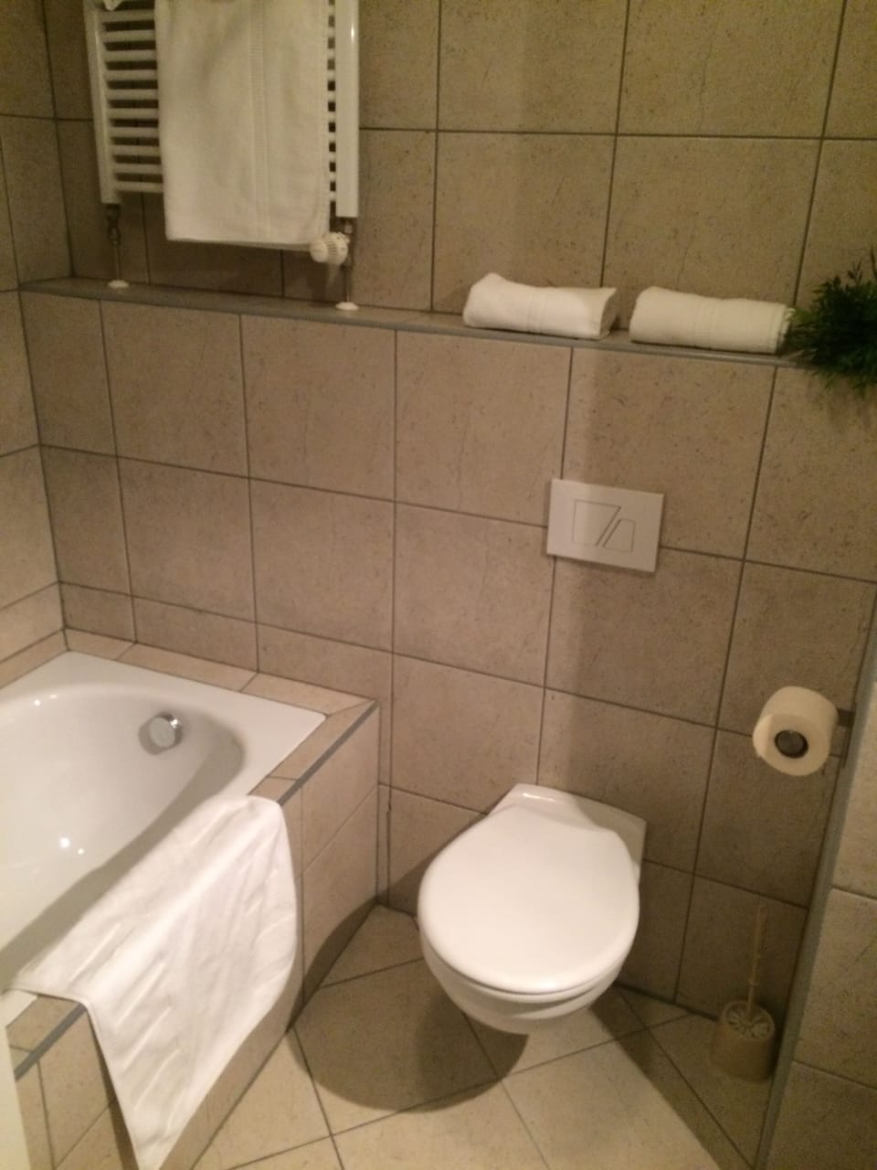 modern & comfortable bathroom