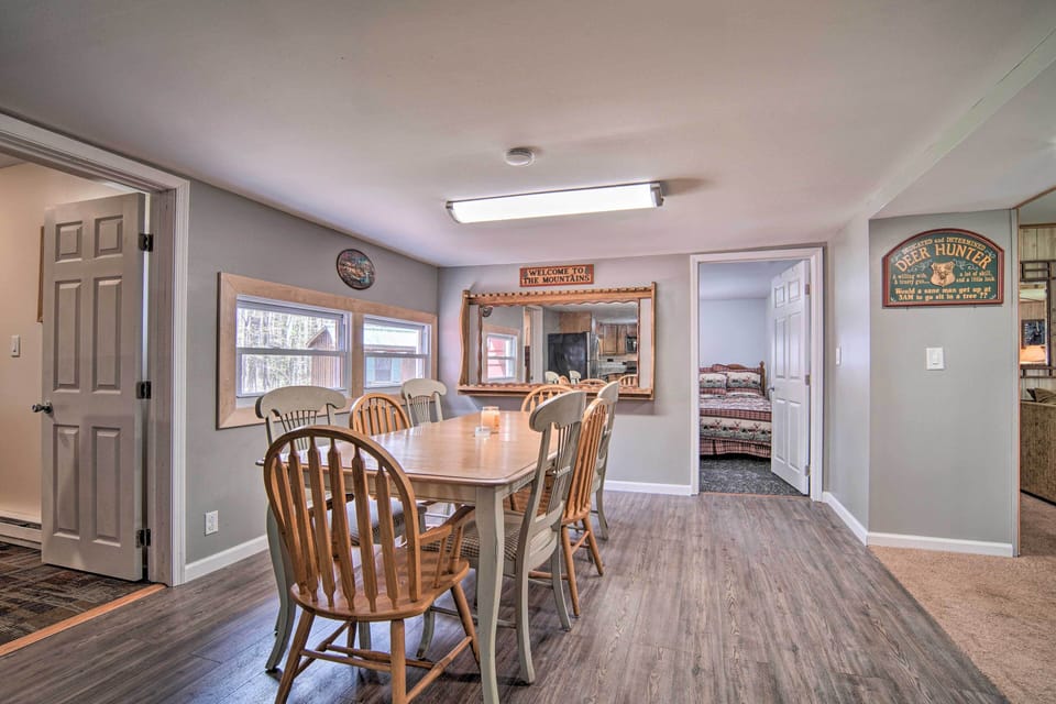 Dining Area | Dishware & Flatware