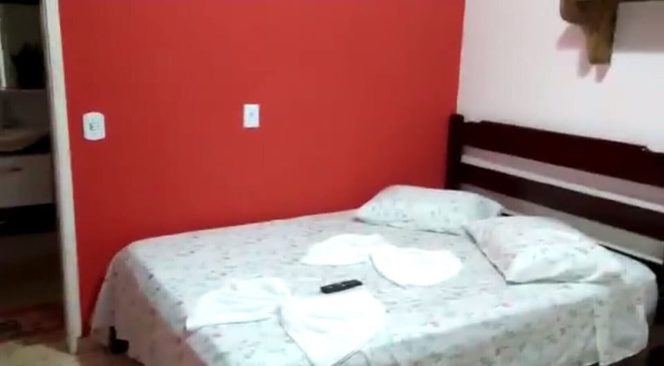 Vista das acomodações da suíte 7