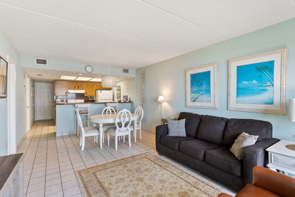 Open Concept Living, Dining and Kitchen Area