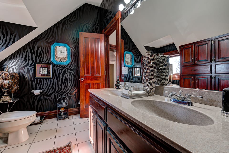 Upstairs bathroom