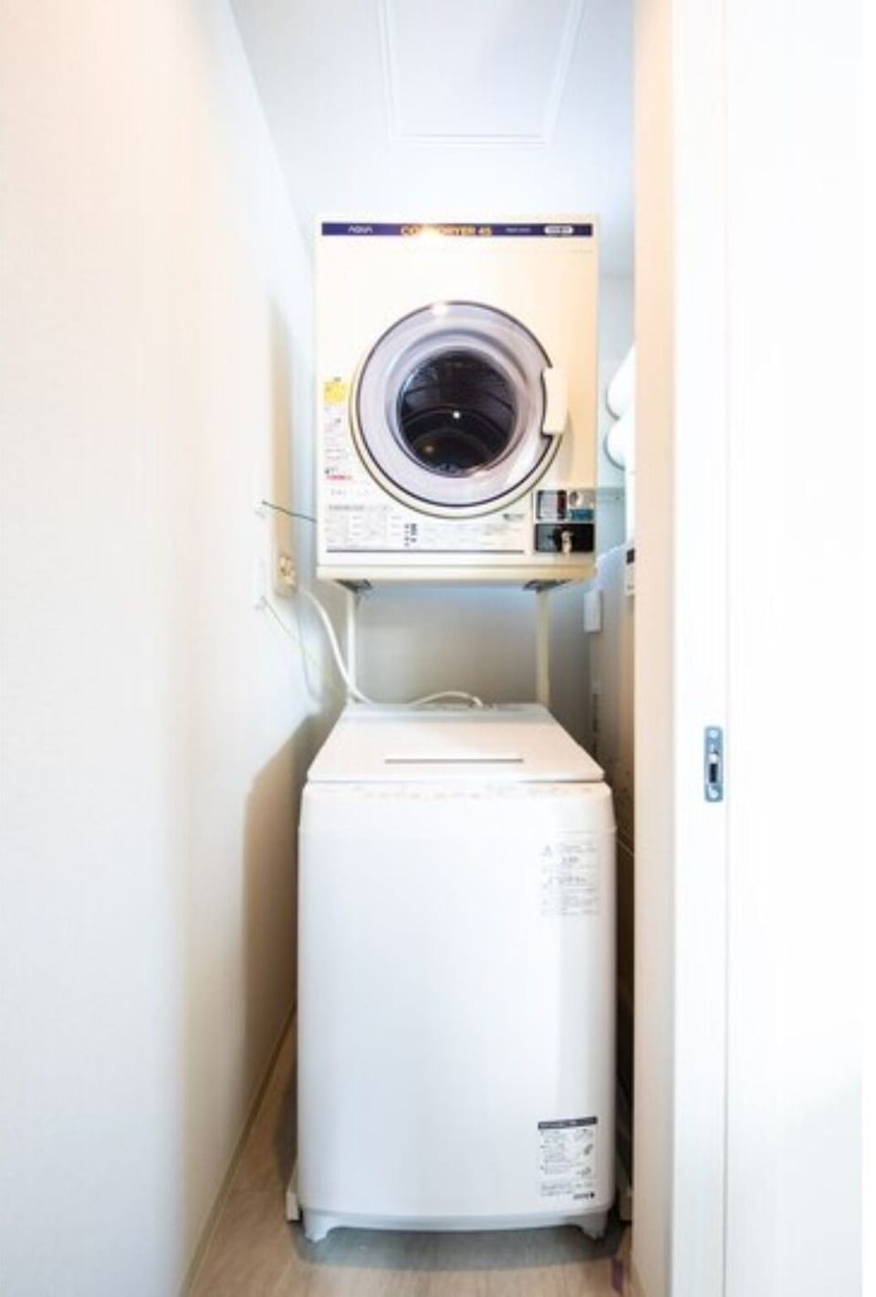 [Room C] Washing machine/dryer * Only the dryer is 100 yen for 30 minutes