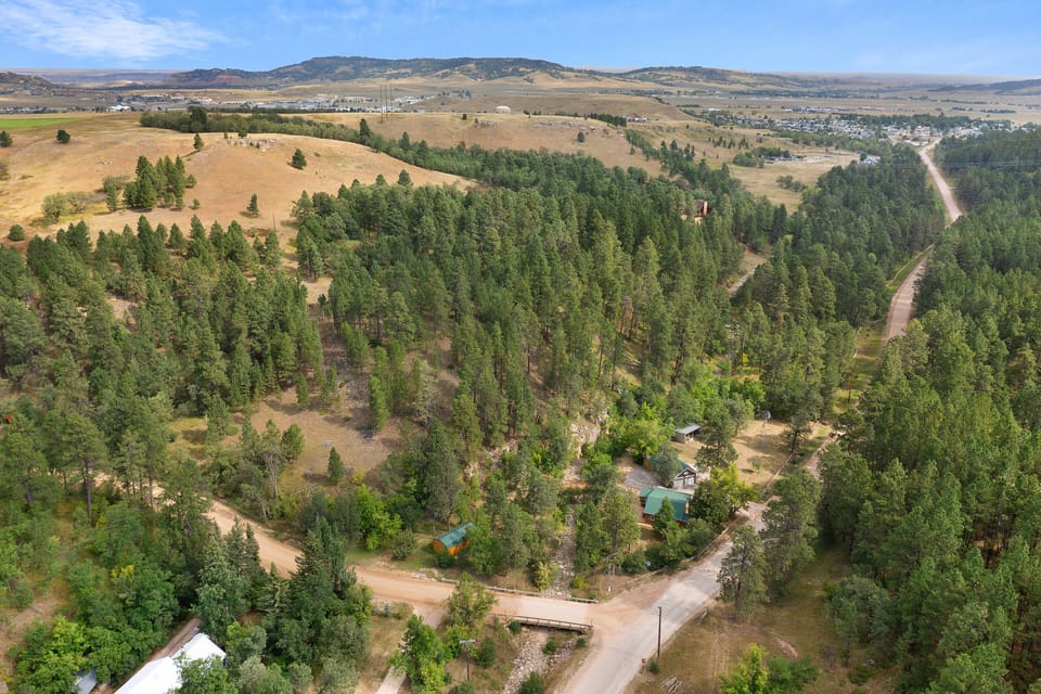 View of property looking north 